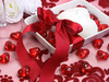 Kryształki SERCA CZERWONE 2 cm 15 szt. PartyDeco