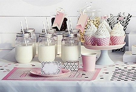 Pudełko SWEETS WITH A CLOUDS w kropki 6 szt. PartyDeco