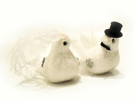 Gołąbek ślubna para na druciku BIAŁY BROKATOWY 4,5 cm Luk